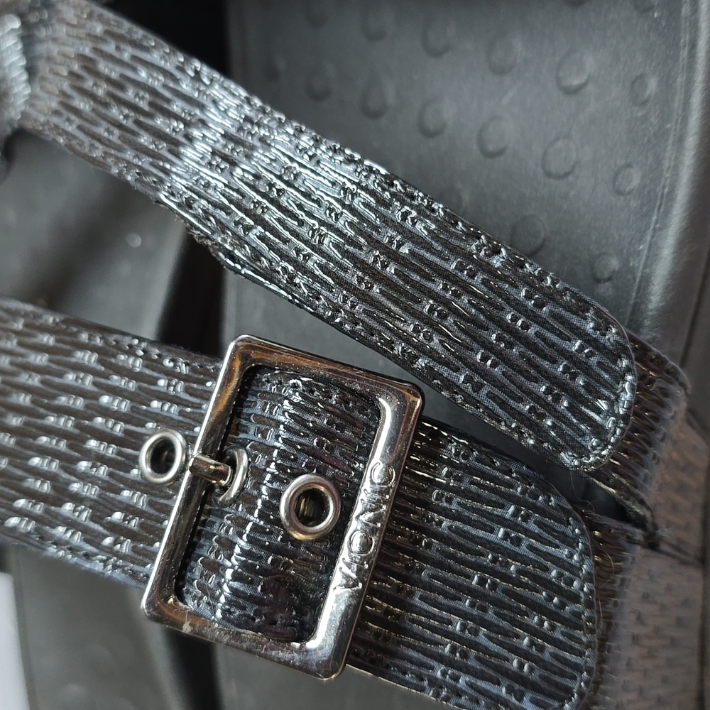 Vionic Sandals - Picture 3 of 7